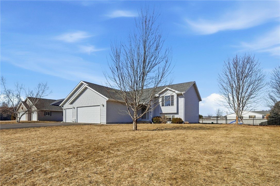 Residential at 13858 39th Avenue, Chippewa Falls, WI 54729 — photo 3