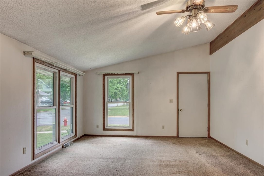 Residential at 1402 Knapp Street, Menomonie, WI 54751 — photo 21