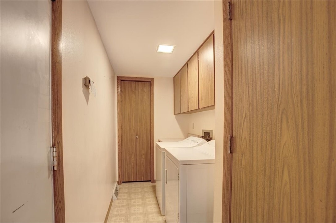 Residential at 1402 Knapp Street, Menomonie, WI 54751 — photo 31