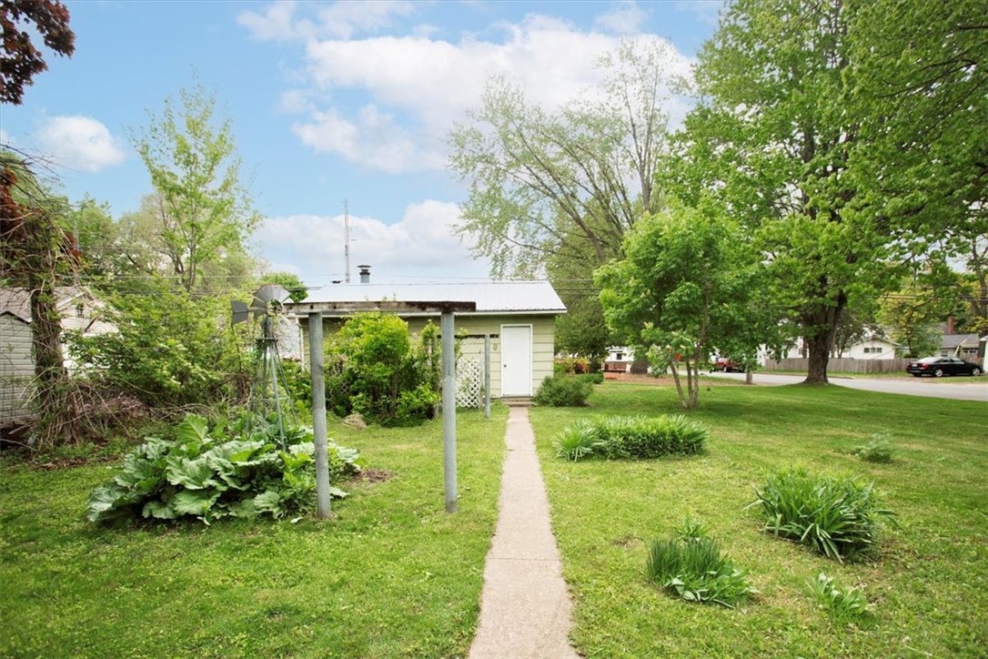 Residential at 1402 Knapp Street, Menomonie, WI 54751 — photo 32