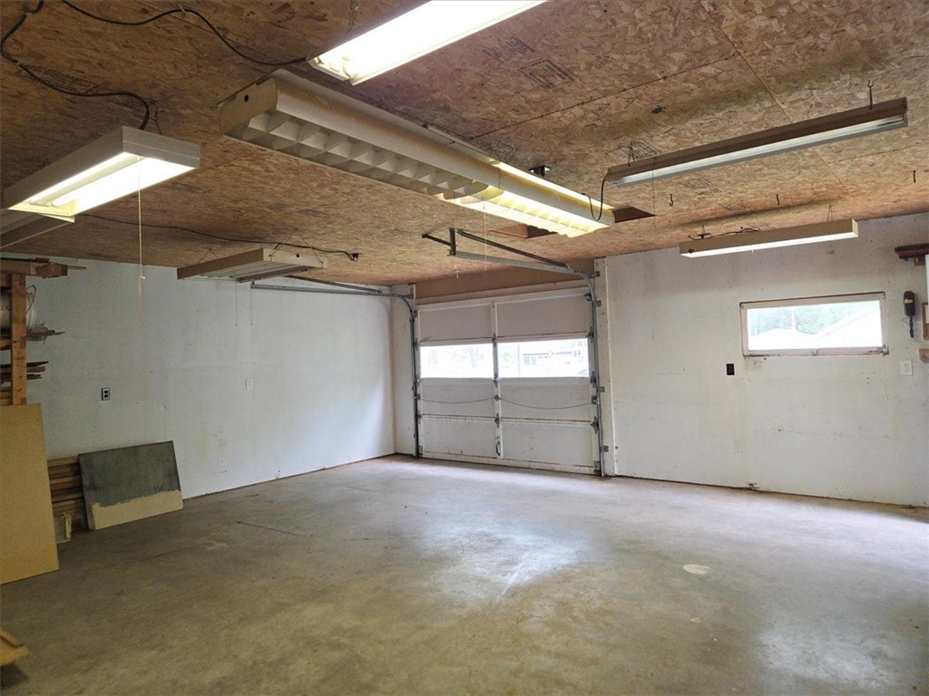 Residential at 1402 Knapp Street, Menomonie, WI 54751 — photo 36