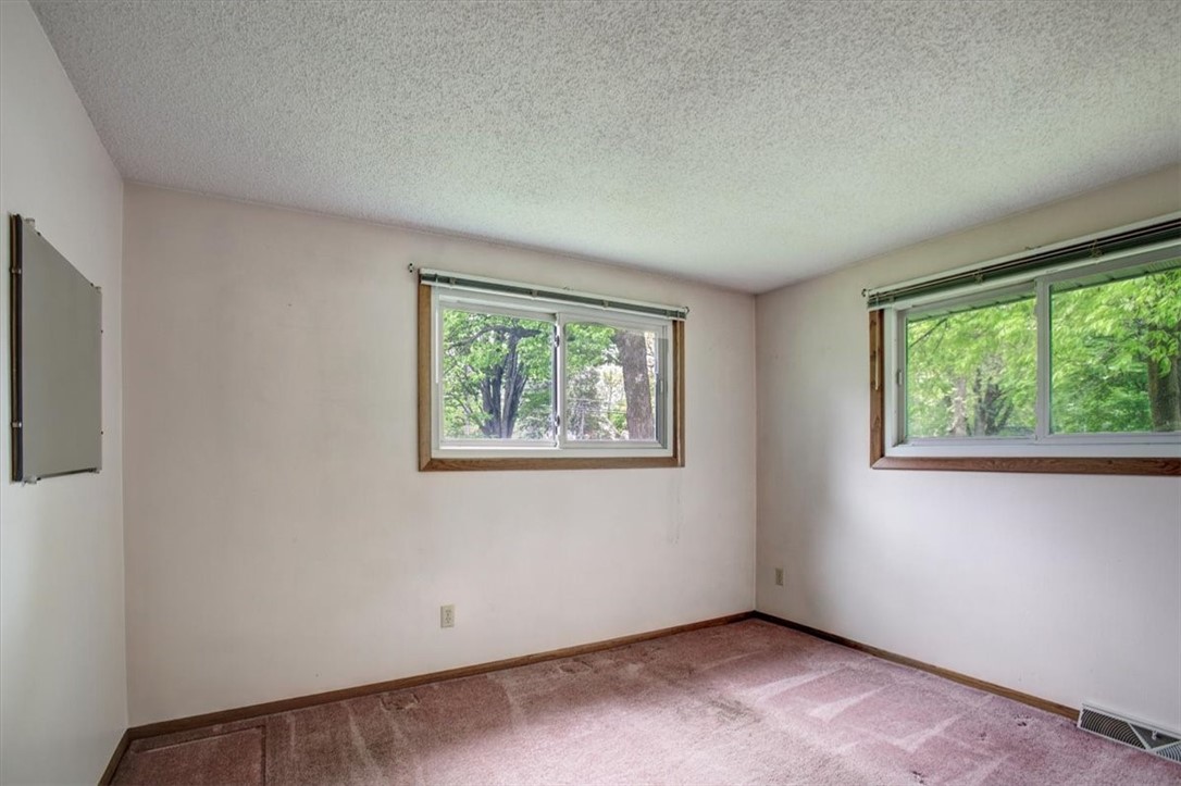 Residential at 1402 Knapp Street, Menomonie, WI 54751 — photo 37