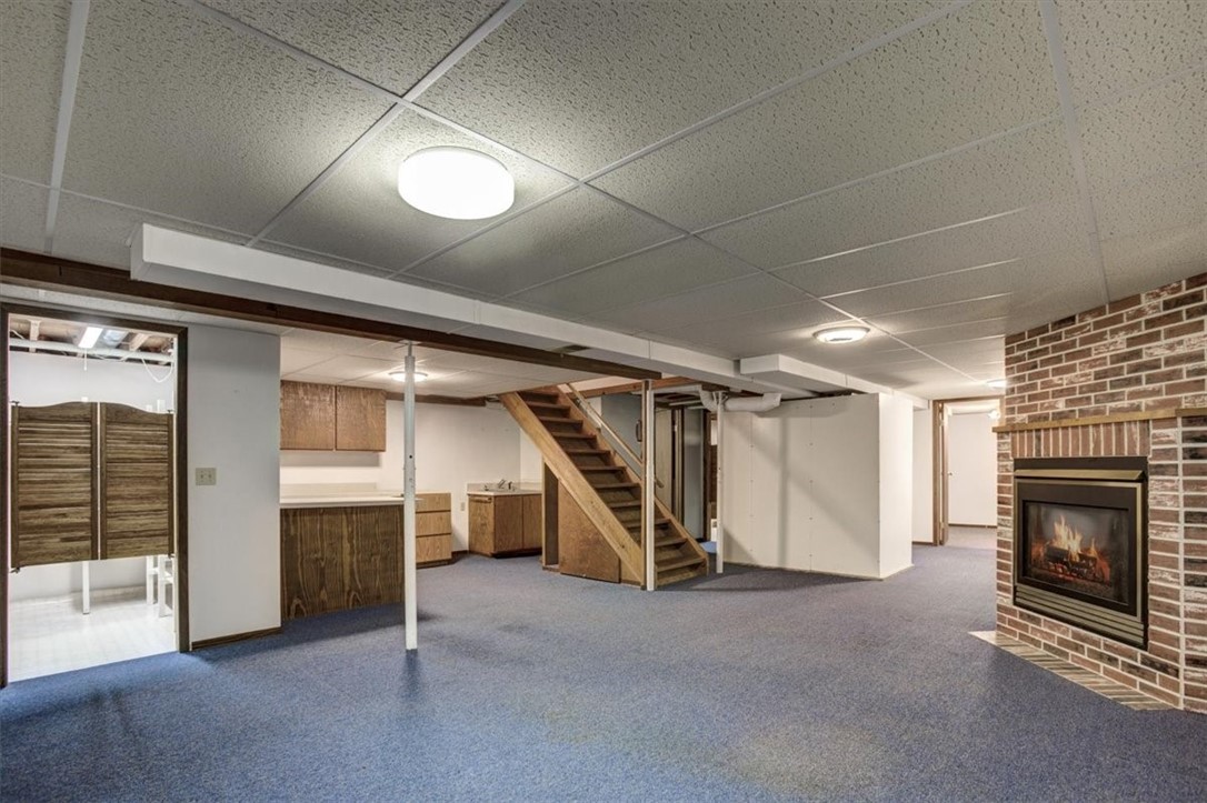 Residential at 1402 Knapp Street, Menomonie, WI 54751 — photo 38