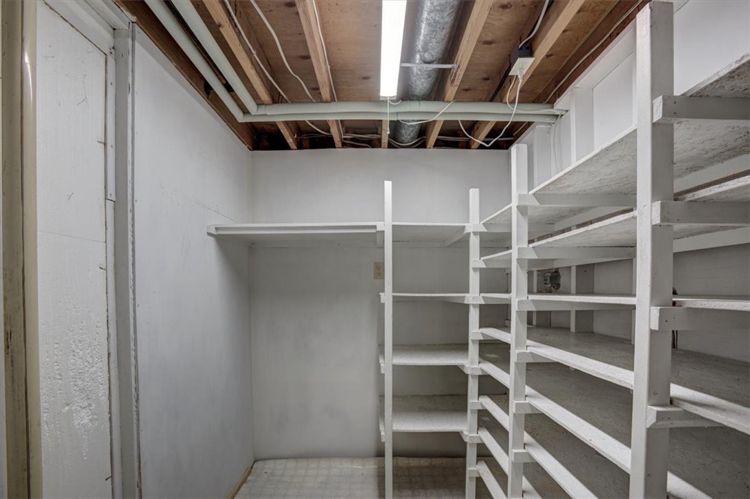 Residential at 1402 Knapp Street, Menomonie, WI 54751 — photo 5