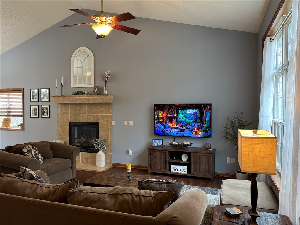 Residential at 1407 Mckinley Rd, Eau Claire, WI 54703 — photo 2