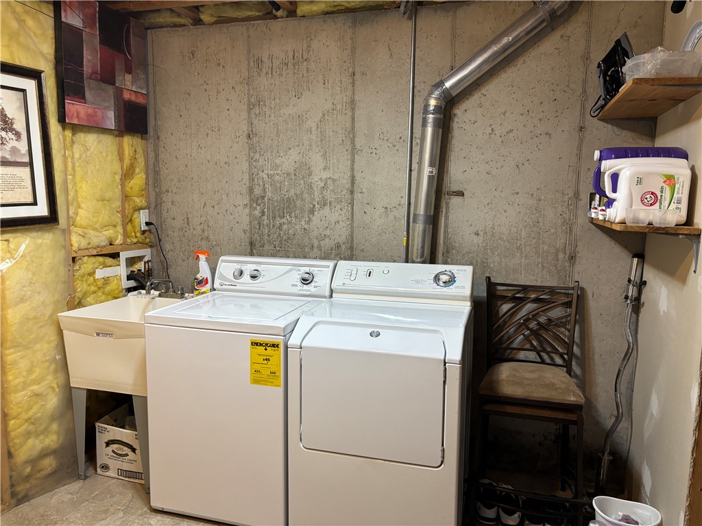 Residential at 1407 Mckinley Rd, Eau Claire, WI 54703 — photo 15