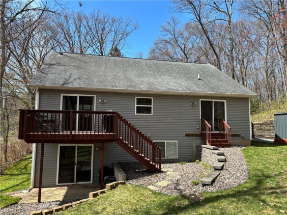 Residential at 1407 Mckinley Rd, Eau Claire, WI 54703 — photo 1