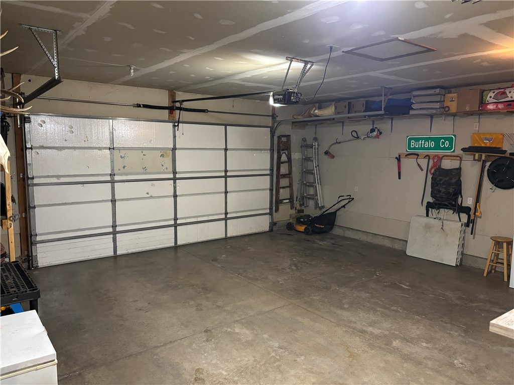 Residential at 1407 Mckinley Rd, Eau Claire, WI 54703 — photo 9