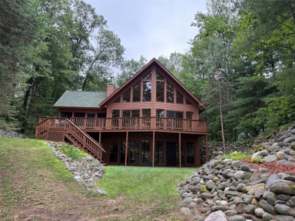 14448W Lake Drive, Hayward, WI