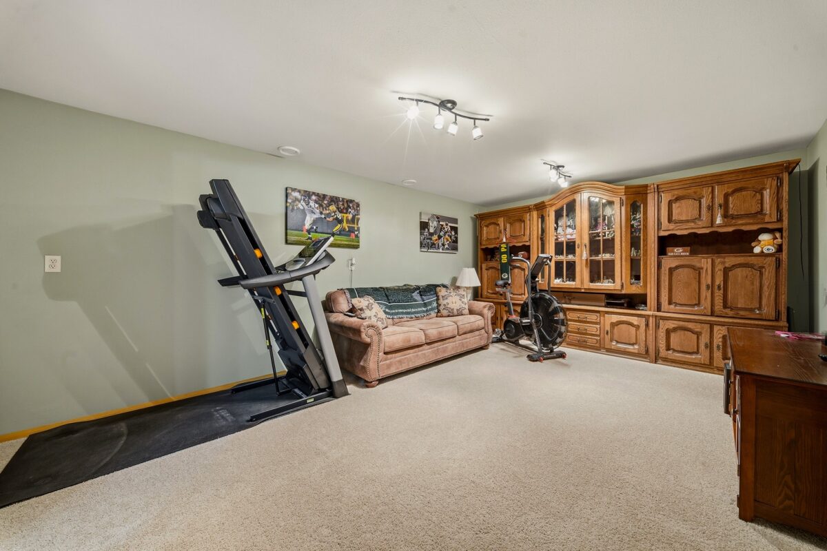 14822 W Holmen Road, Osseo, WI — photo 48