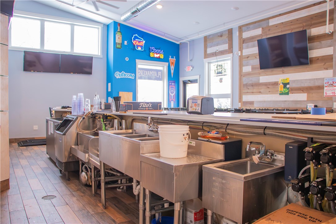 1485 Front Porch Place, Altoona, WI — photo 12