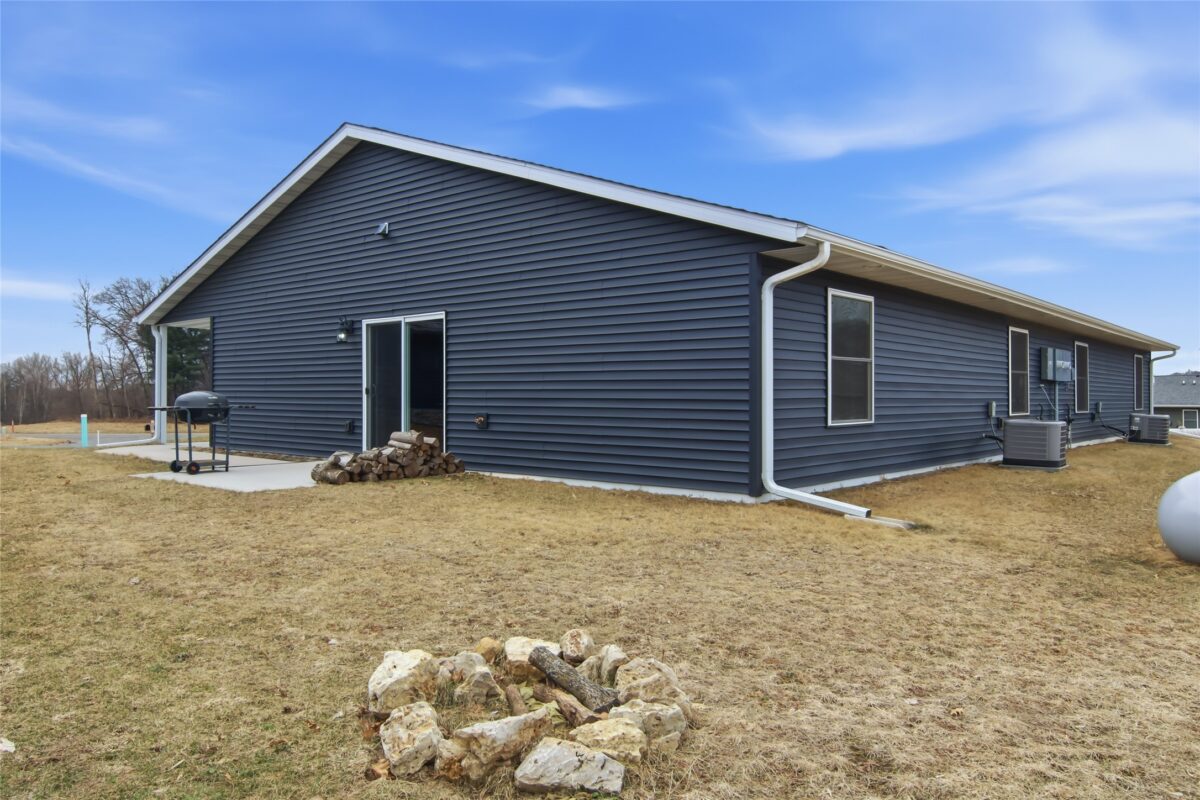 151 Fairview Court, Menomonie, WI — photo 40