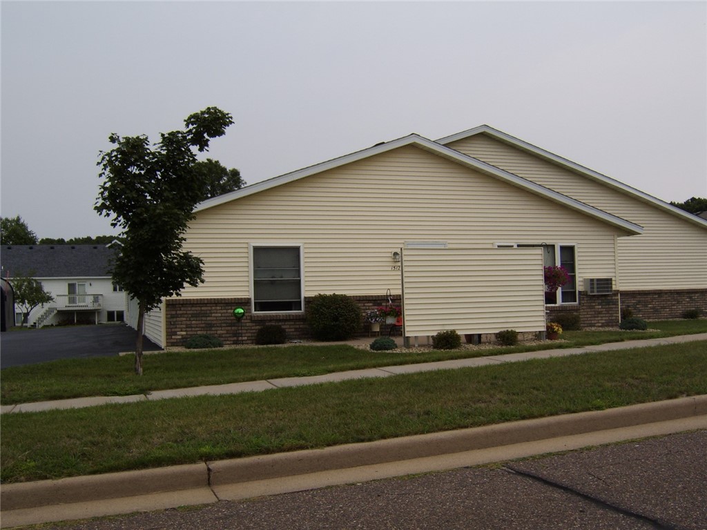 Residential at 1512 Devney Drive, Altoona, WI 54720 — photo 4