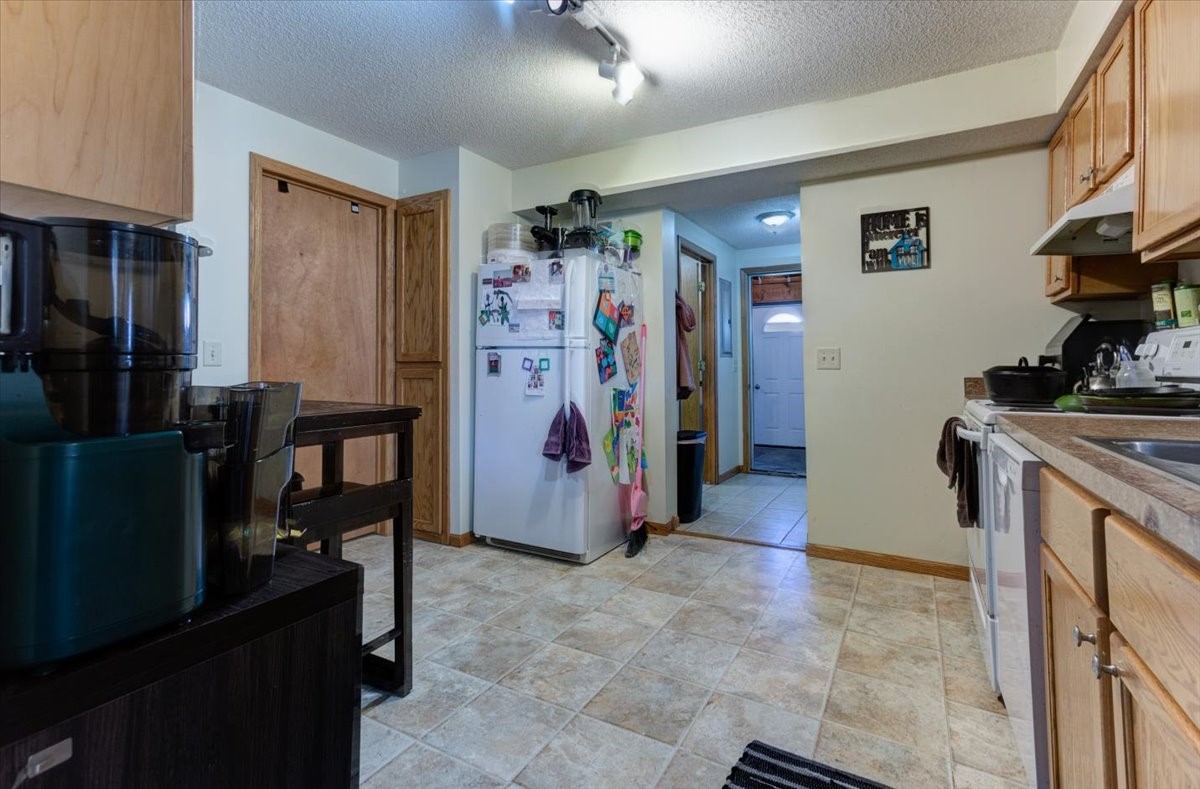 Residential Income at 1520 8th Street, Menomonie, WI 54751 — photo 9