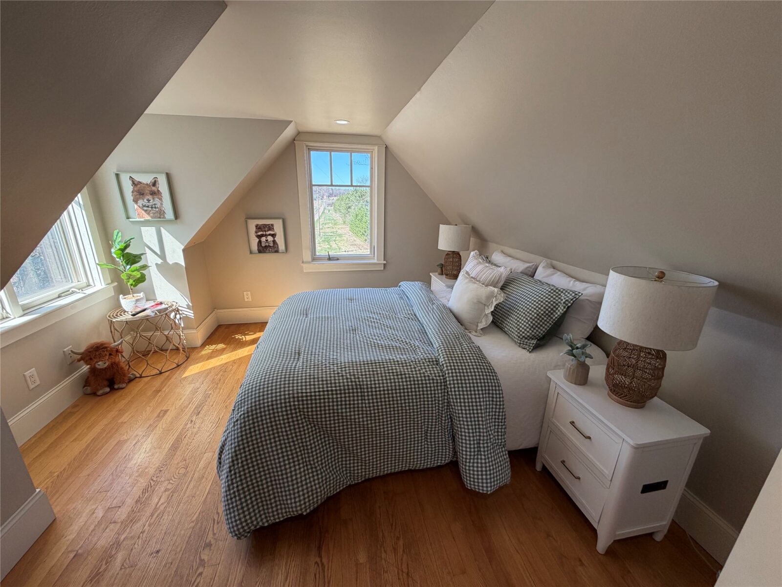 Residential at 1527 Deerfield Road, Eau Claire, WI 54703 — photo 13