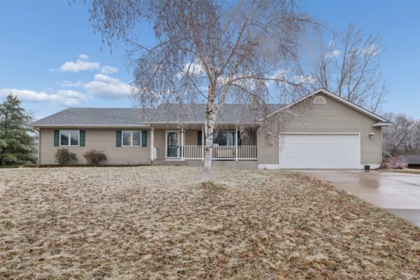 1528 Shore Haven Court Menomonie WI 54751 — photo 1
