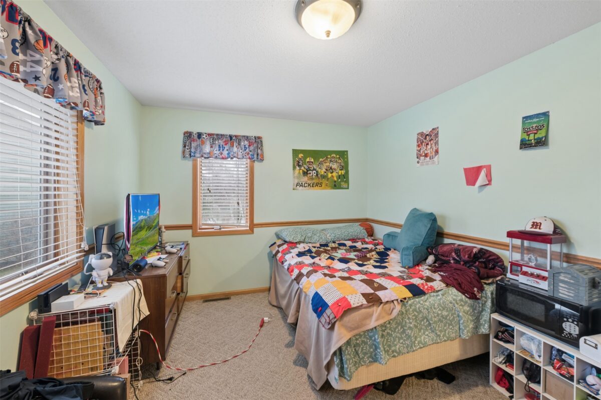 1528 Shore Haven Court Menomonie WI 54751 — photo 13