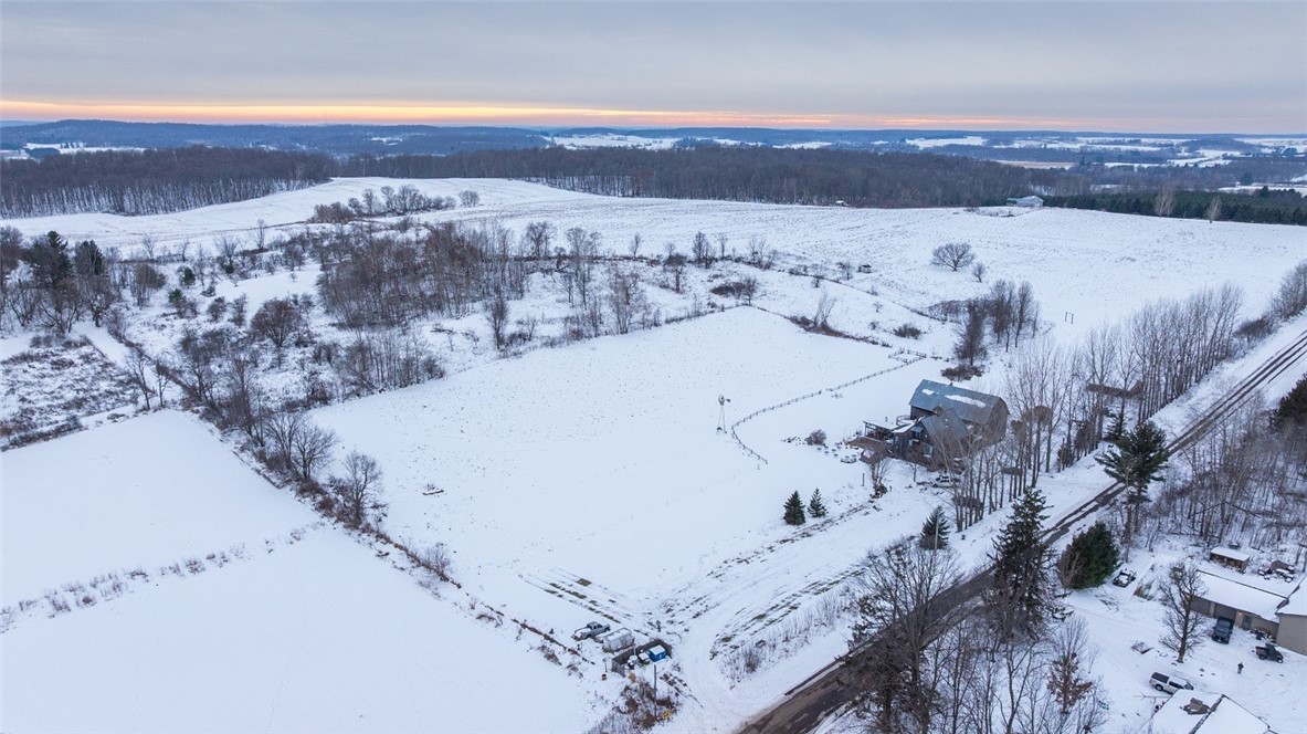 1543 6 1/2 Avenue, Hillsdale, WI — photo 49