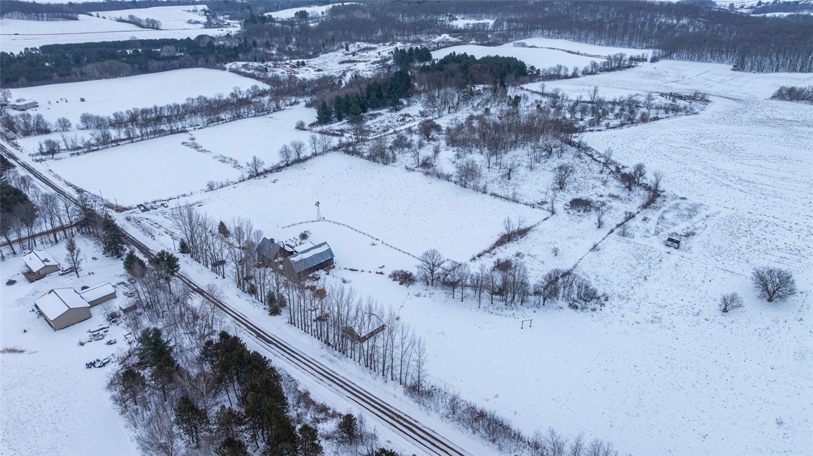 1543 6 1/2 Avenue, Hillsdale, WI — photo 52