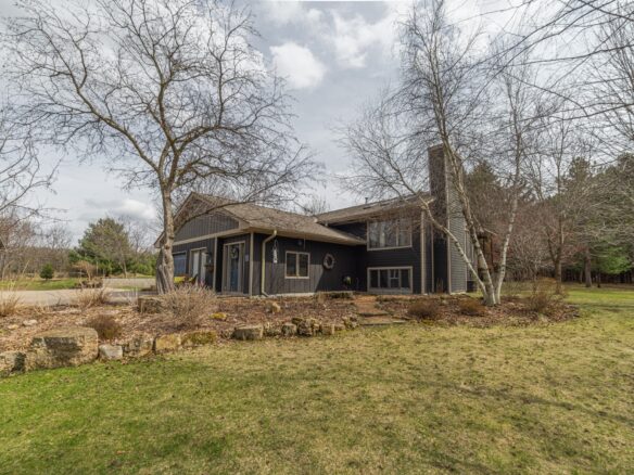 1549 Twin Springs Road, Houlton, WI