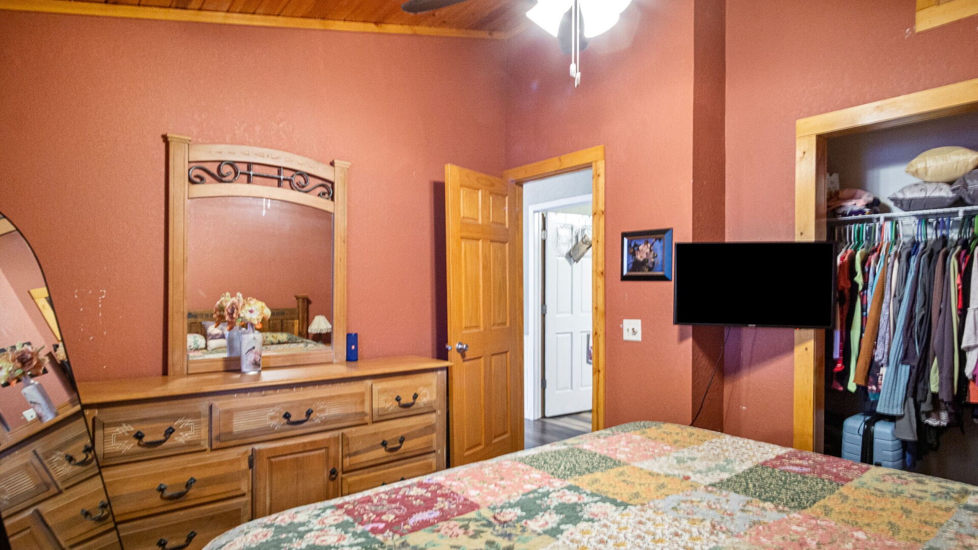 15594-Deer-Birchwood-WI-54817-1