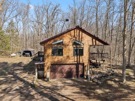 15594 W Deer Lane, Birchwood, WI