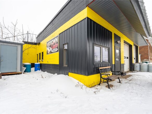 158 W Lincoln Street, Augusta, WI