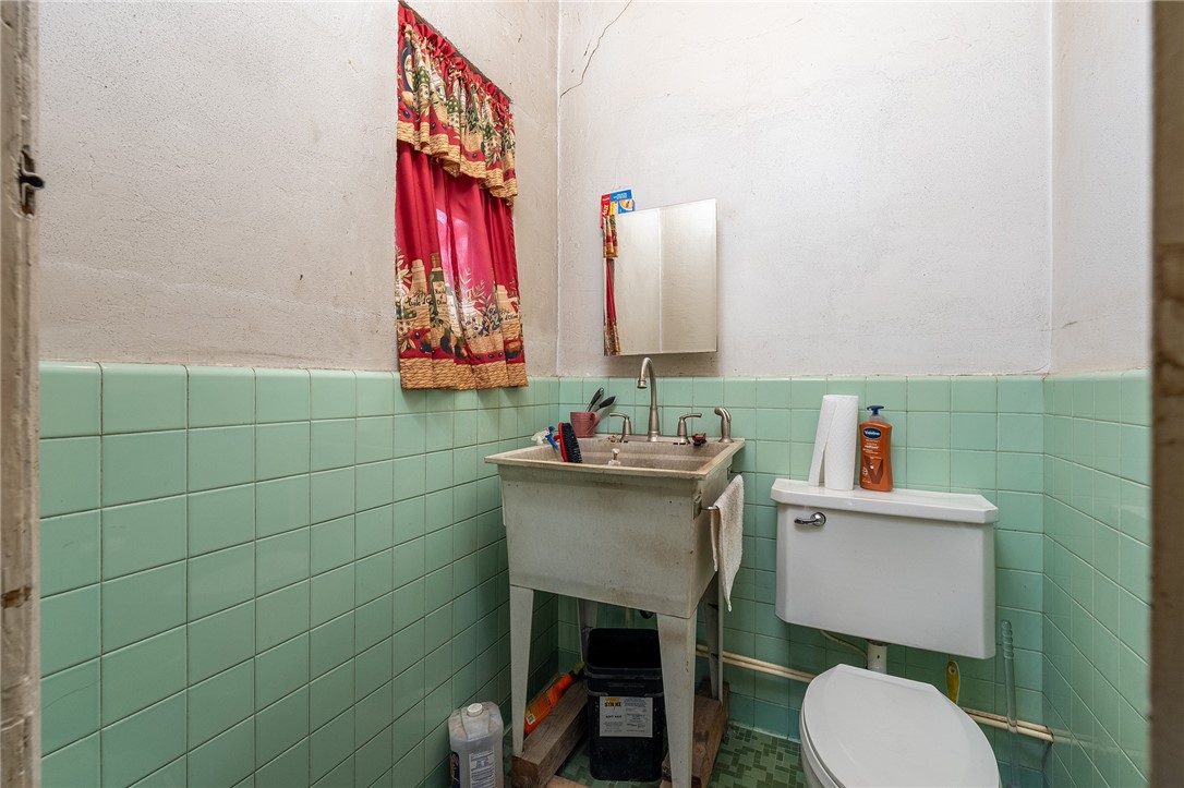 158 W Lincoln Street, Augusta, WI — photo 13