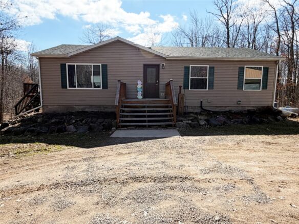 1584 28 1/2 Street, Rice Lake, WI