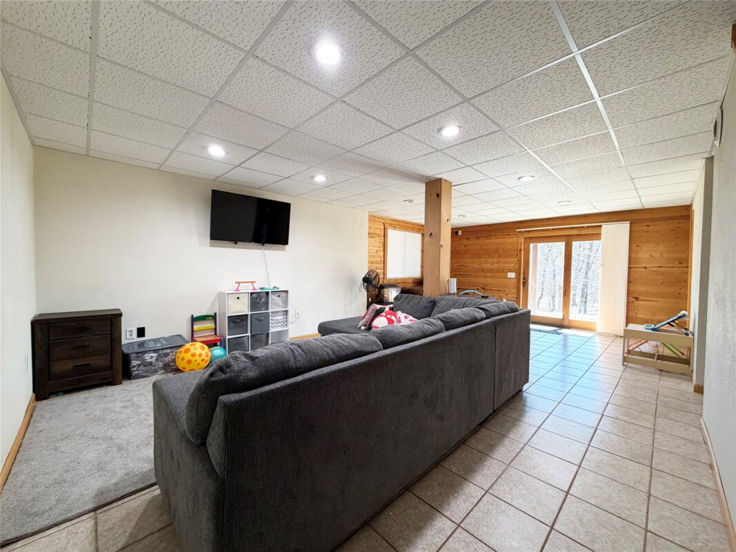 1584 28 1/2 Street, Rice Lake, WI