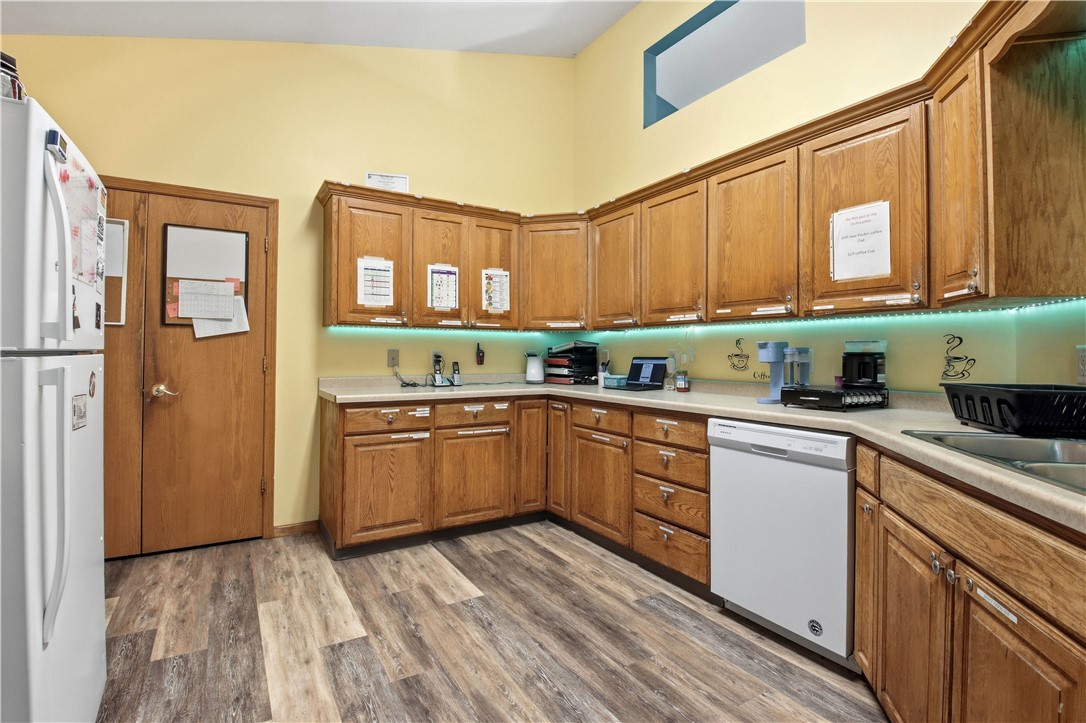 Residential Income at 1600 Boundary Road, Cadott, WI 54727 — photo 4