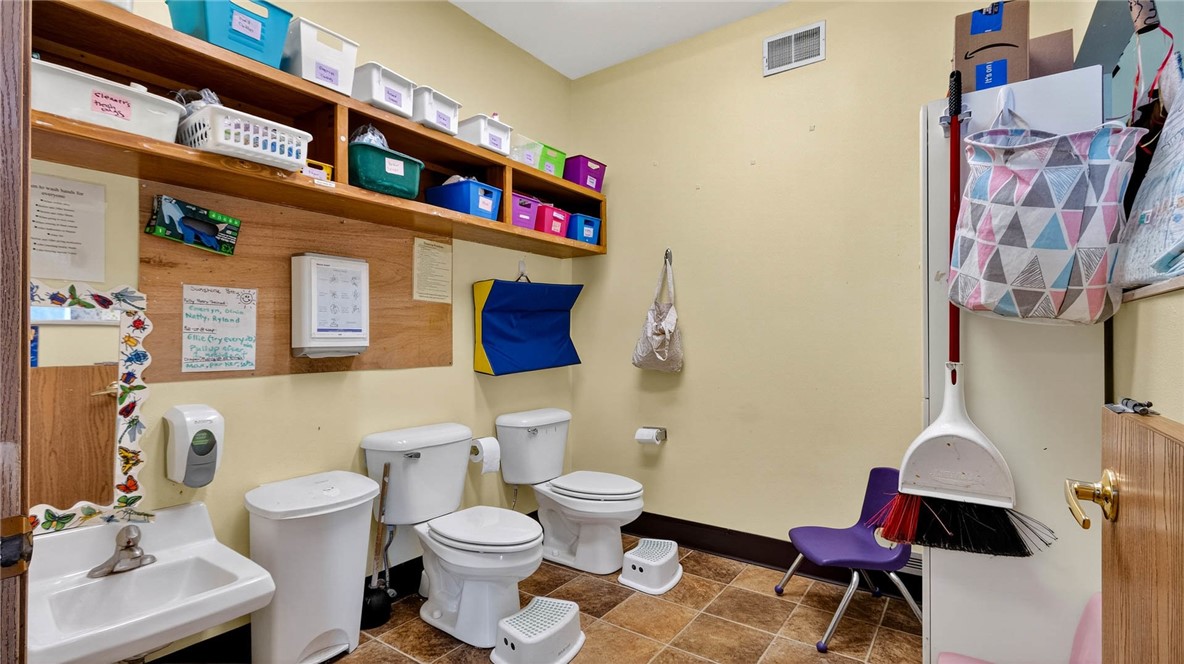 1612 Truax Boulevard, Eau Claire, WI — photo 14