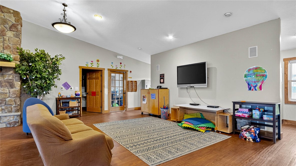 1612 Truax Boulevard, Eau Claire, WI — photo 37