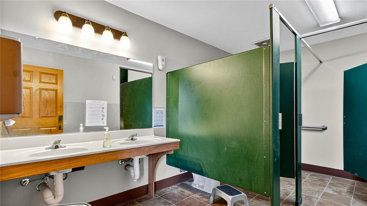 1612 Truax Boulevard, Eau Claire, WI — photo 41