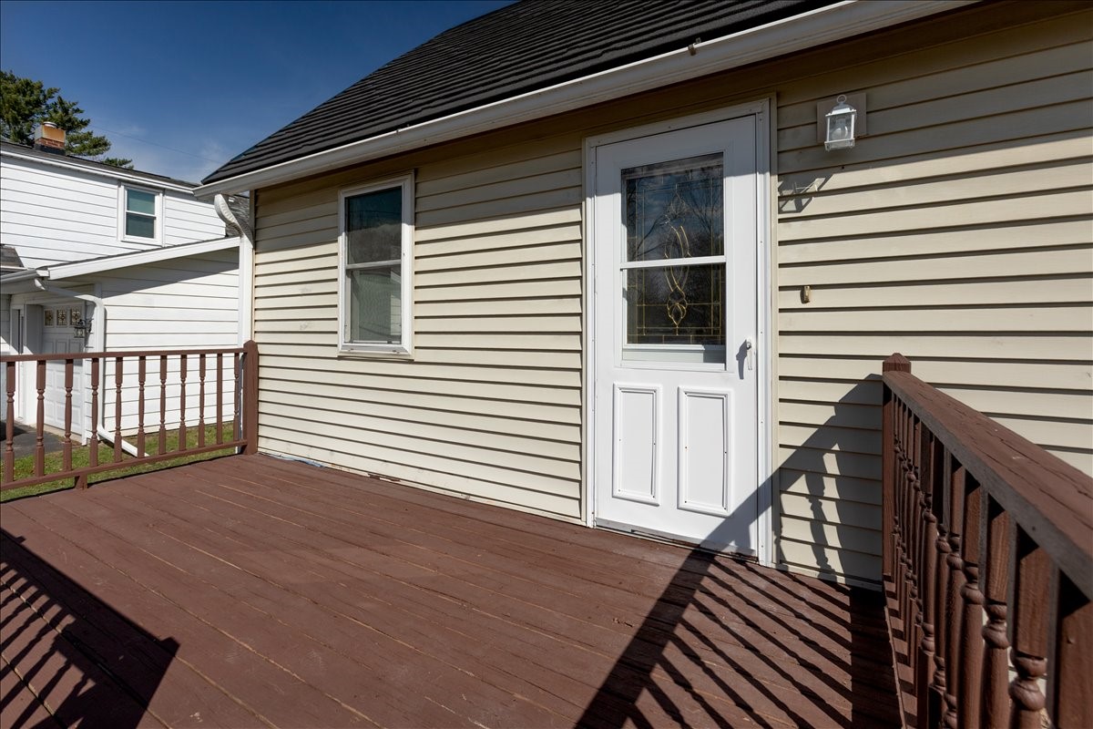 Residential at 1621 2nd Avenue, Menomonie, WI 54751 — photo 10