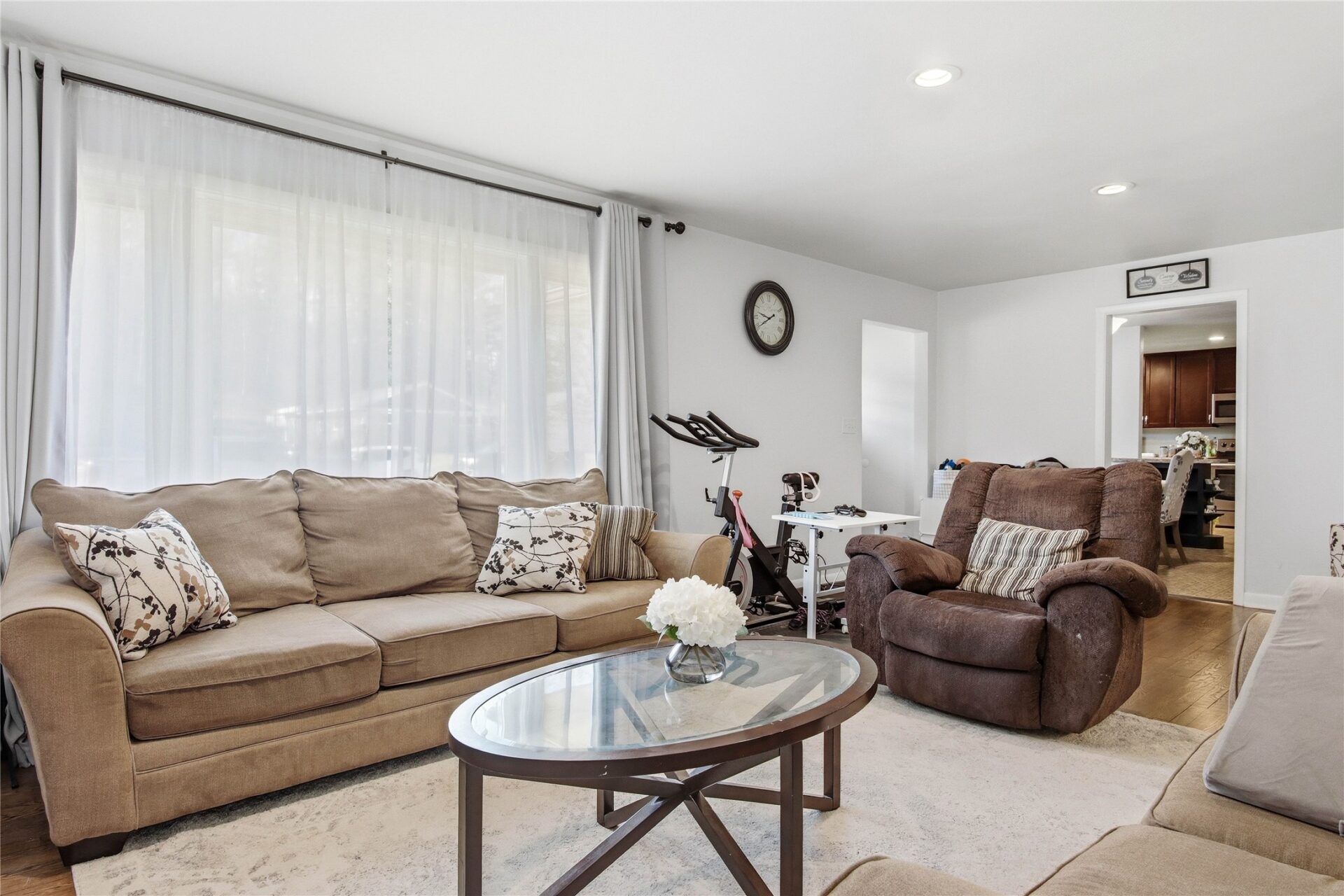 Residential at 1624 Taft Avenue, Eau Claire, WI 54701 — photo 2