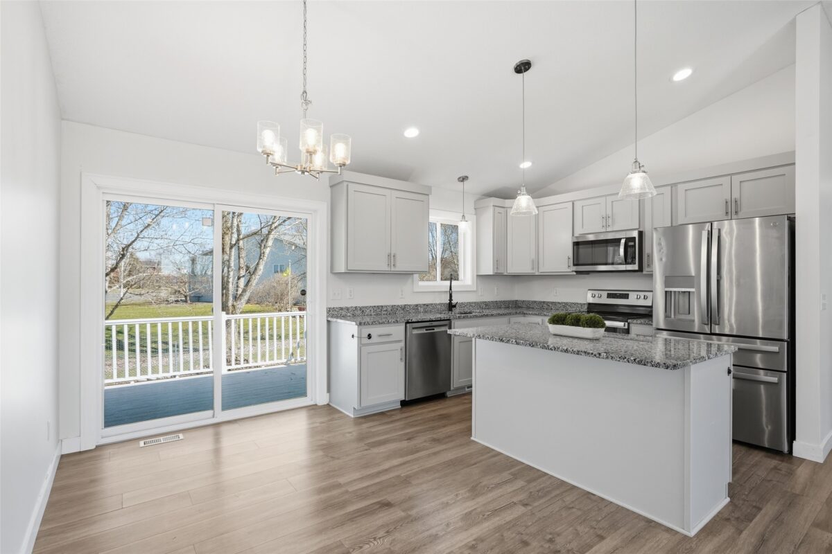 1630 5th Avenue, Baldwin, WI — photo 2