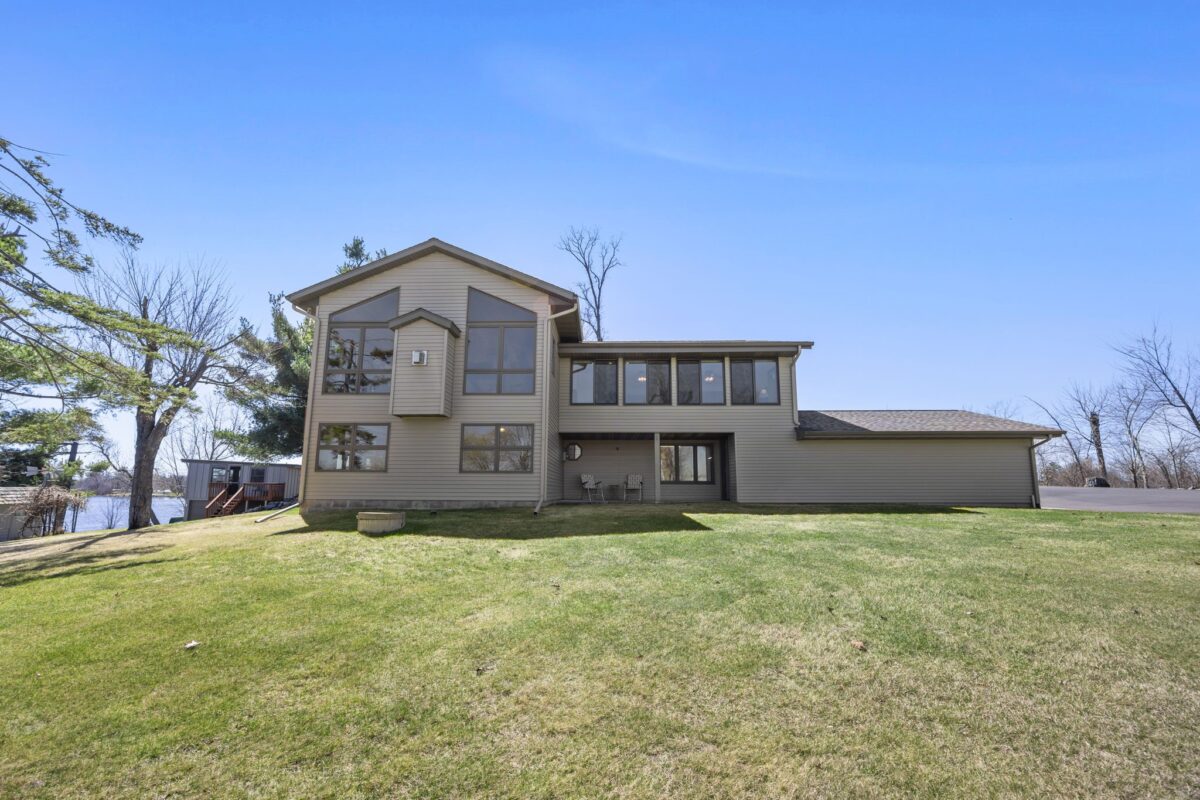 1653 S White Ash Lane, Balsam Lake, WI — photo 4