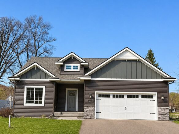 1666 St Andrews Drive, Altoona, WI