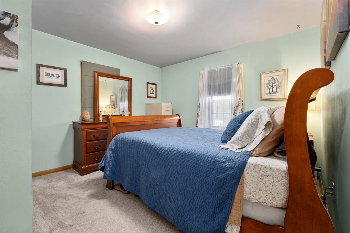 1720 South Street Eau Claire WI 54701 — photo 20