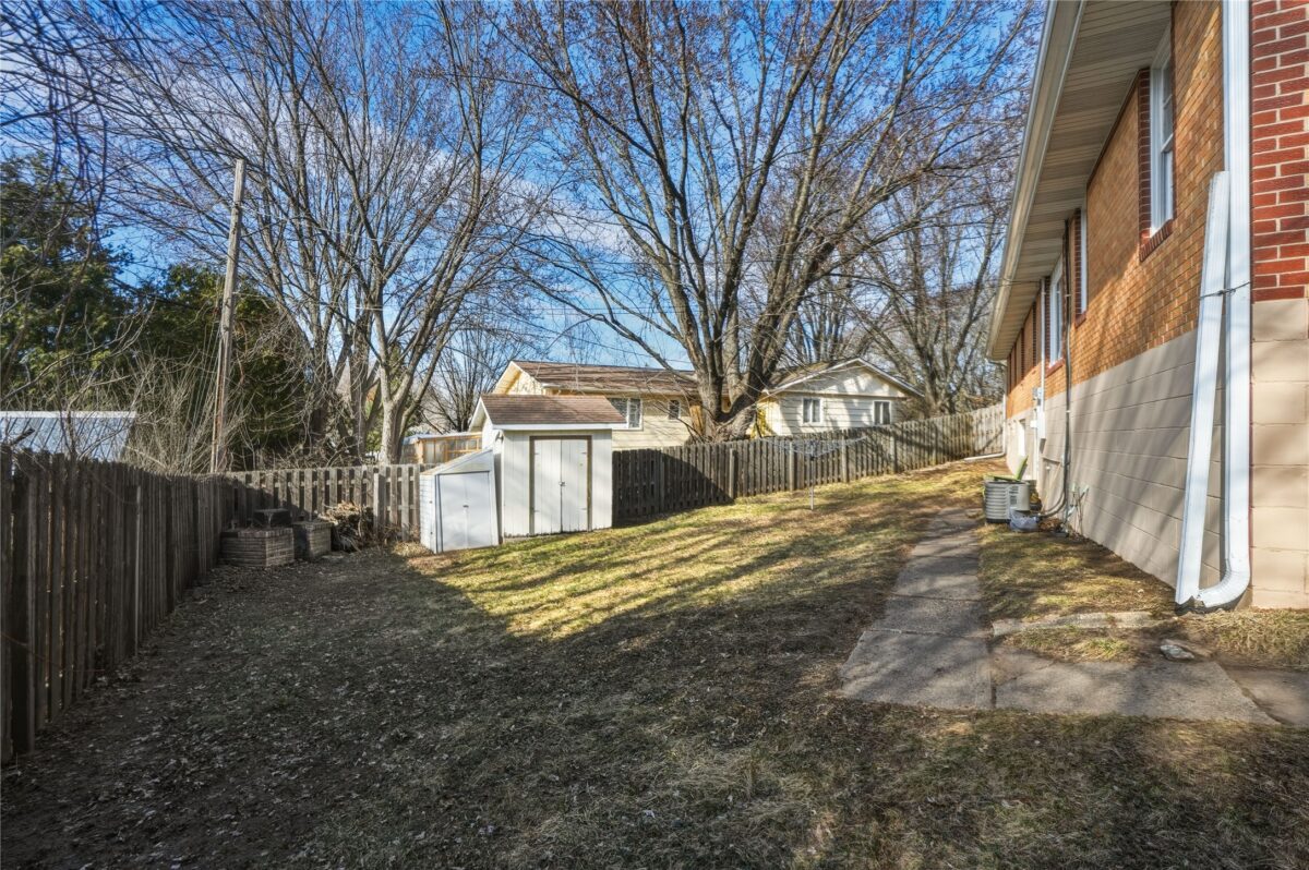 1720 South Street Eau Claire WI 54701 — photo 34