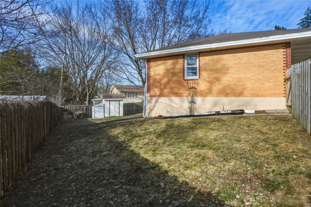 1720 South Street Eau Claire WI 54701 — photo 36