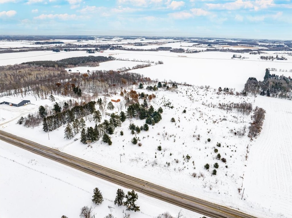 Residential at 1735 Highway 63, New Richmond, WI 54017 — photo 34