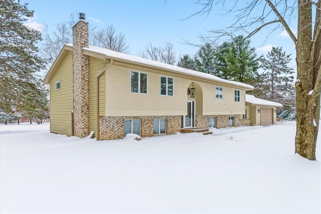 Residential at 1735 Highway 63, New Richmond, WI 54017 — photo 5