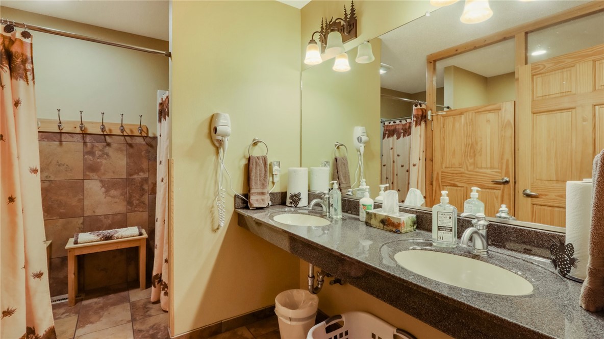 Residential at 18059 County Highway OO, Chippewa Falls, WI 54729 — photo 8