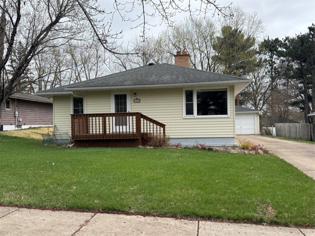 1807 Roy Street, Eau Claire, WI — photo 2