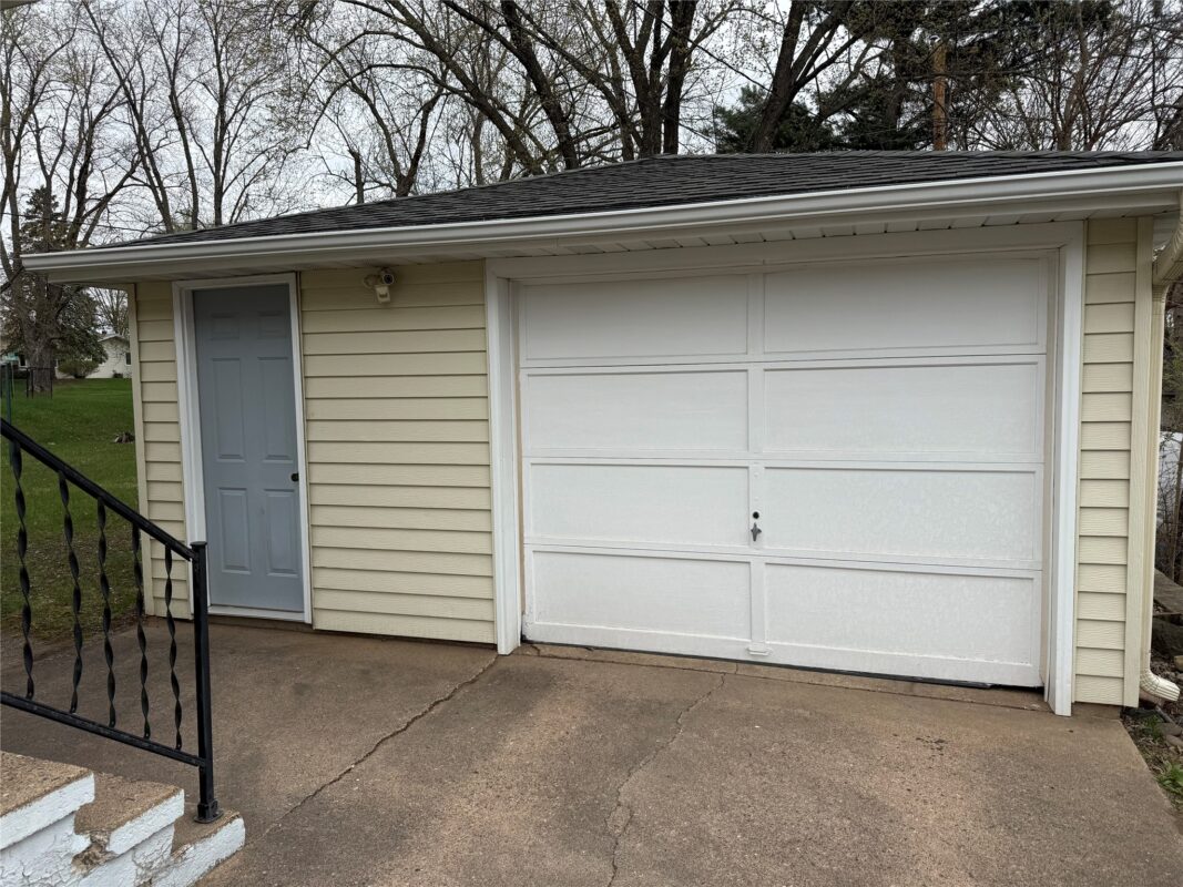 1807 Roy Street, Eau Claire, WI — photo 6