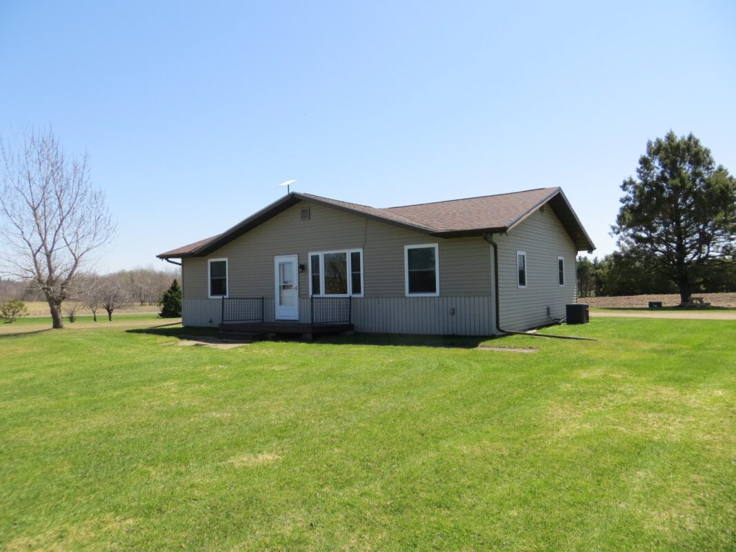 Residential at 1810 Main Street, Gilman, WI 54433 — photo 6