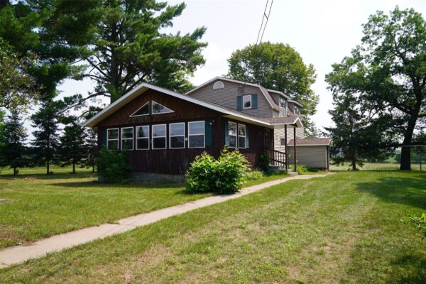 1847 Dubois Road, Webster, WI