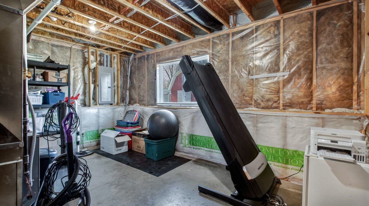 Residential at 1929 Gooder Street, Eau Claire, WI 54703 — photo 8